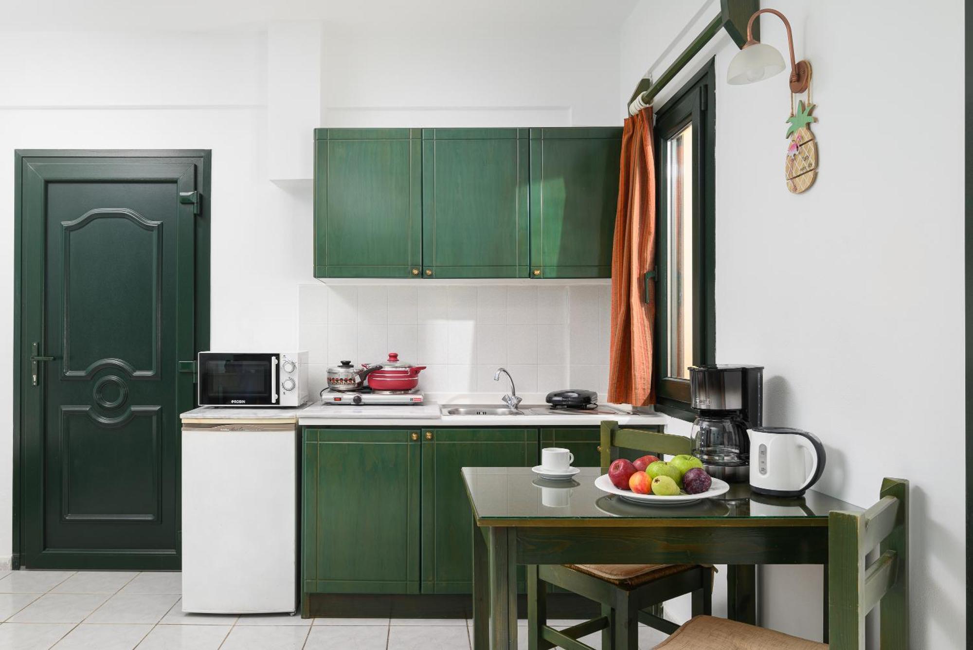 Elen-Mari Appartement Chersonissos Buitenkant foto